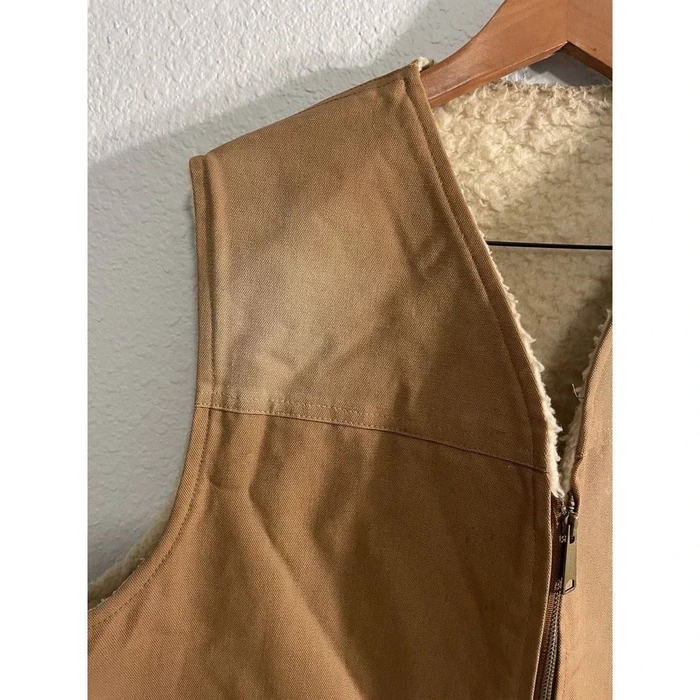 Vintage CARHARTT Brown Duck Vest Sherpa Lined 6SV Hunting USA 2XL Distressed - Picture 4 of 11